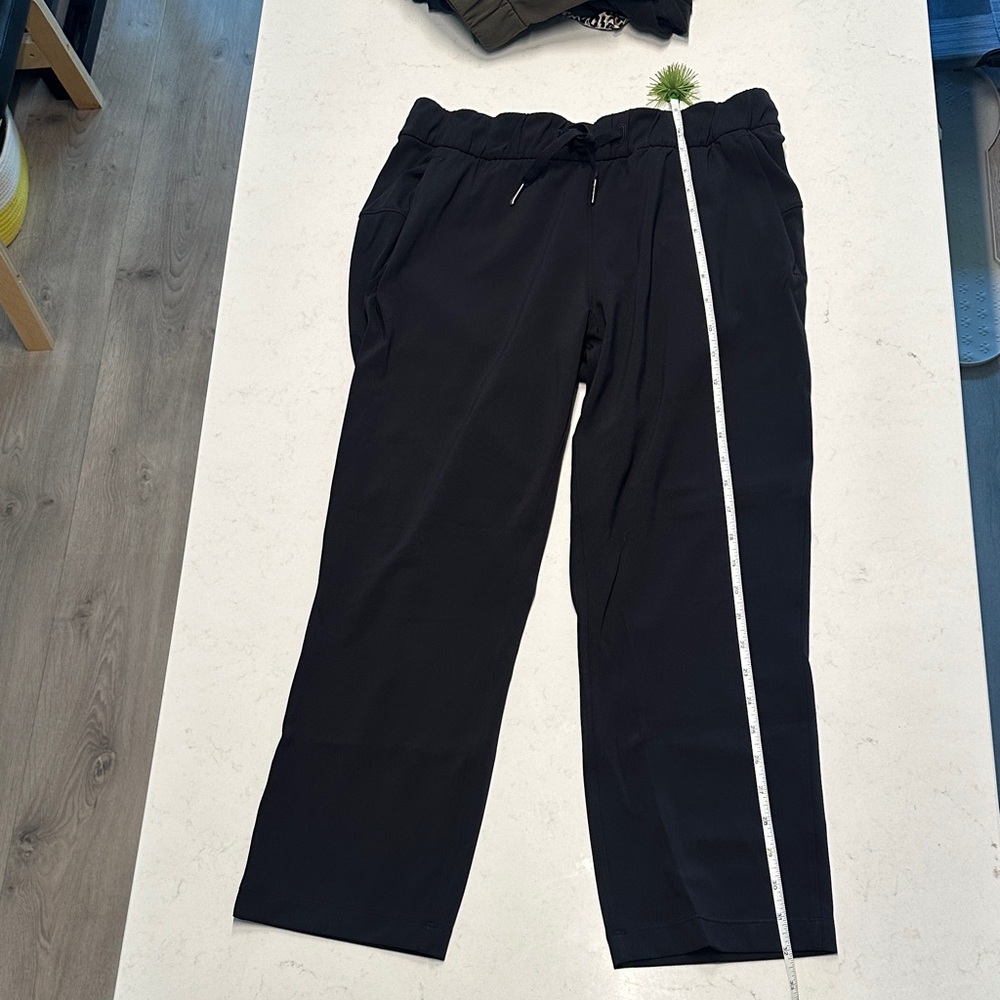 Lululemon Stretch High Rise Cropped Pants - Black - Picture 5 of 10